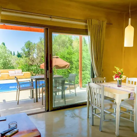 Villa Rhea Svoronata